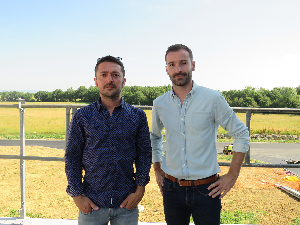 Publireportage Bluetek Adexsi laboratoire Nutergia Aveyron Frédéric Legrux SARL Delbès et Thomas Hugonnenc Nutergia