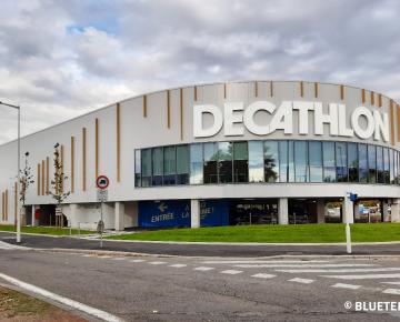 Lames Harmonie façade Decathlon Bourg-en-Bresse