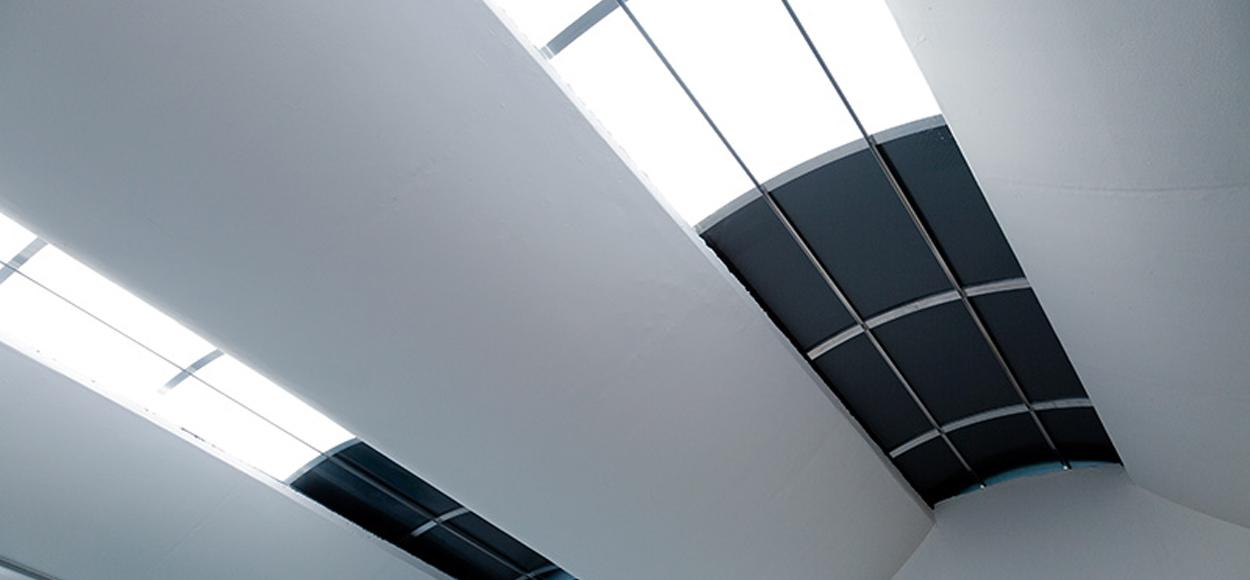 Ateliers Courrèges Pau rénovation voûtes PCA noir et opalescent référence Adexsi marques Bluetek Bluevoûte Bluecoif DV Pneu