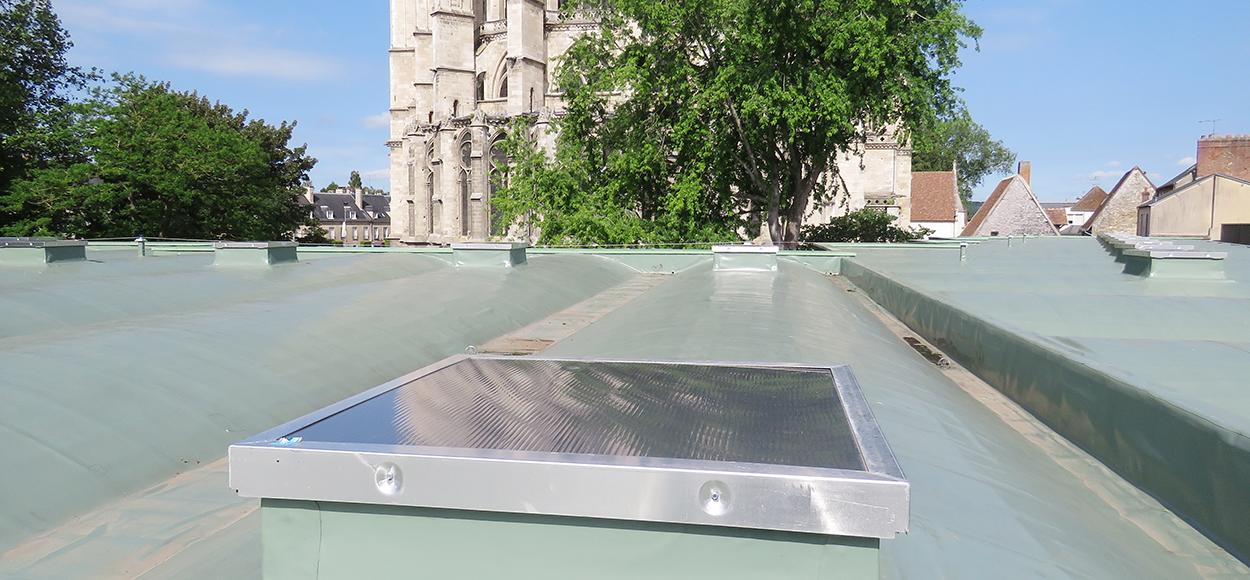 Polycarbonate Pearl Inside opaque en toiture Quadrilatère Beauvais
