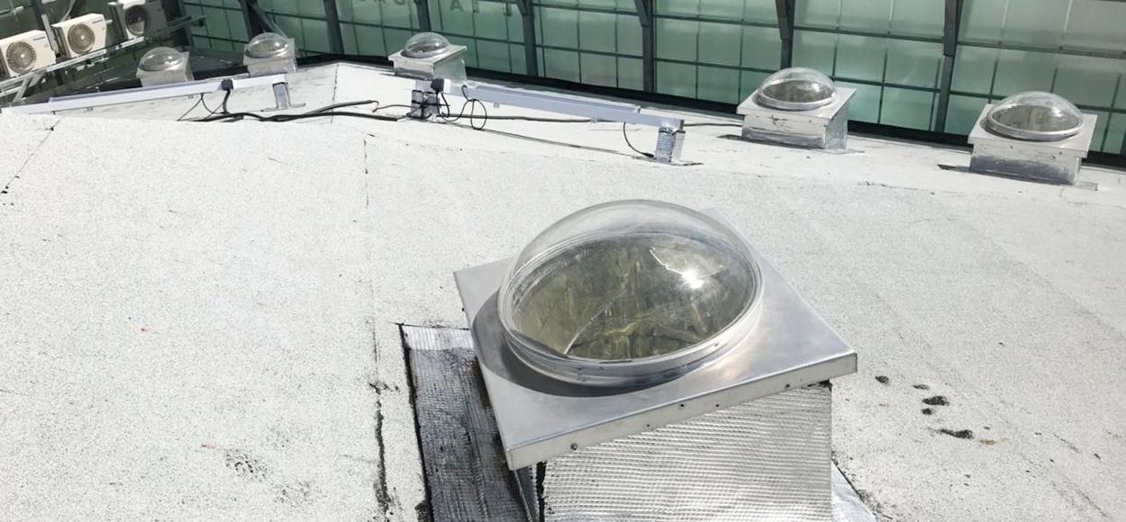 Référence Adexsi conduits de lumière naturelle Lightube sur aquarium du Gosier en Guadeloupe Dom-Tom