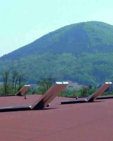 Adexsi security and roof solutions : smoke-free zones, natural smoke exhaust ventilation slolution