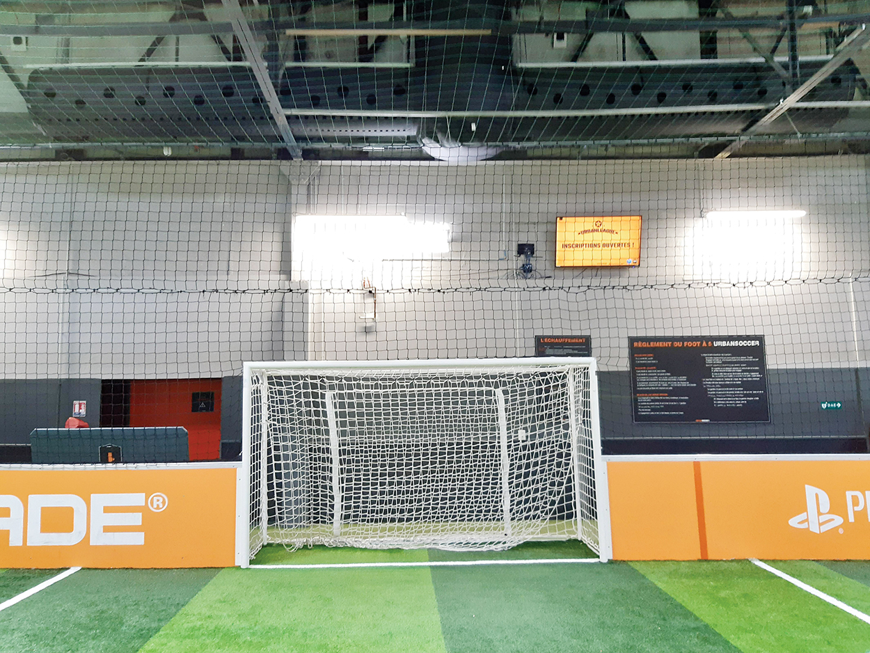 Installation adiabatique sur couloir - centre UrbanSoccer Angers